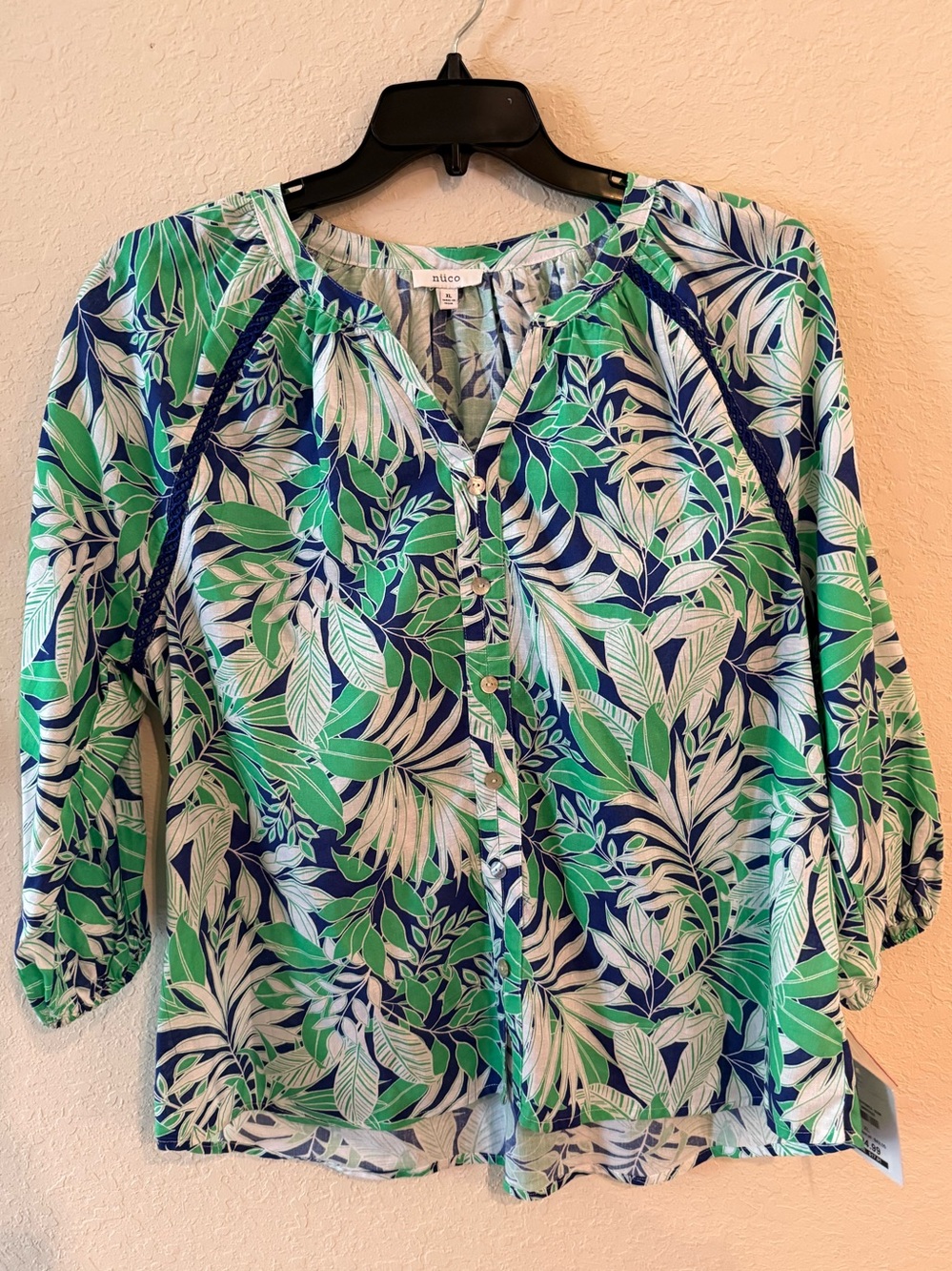 Nuco Green and Blue Tropical Leaf Button-Front Blouse XL